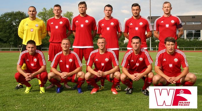 Poland outlet football team
