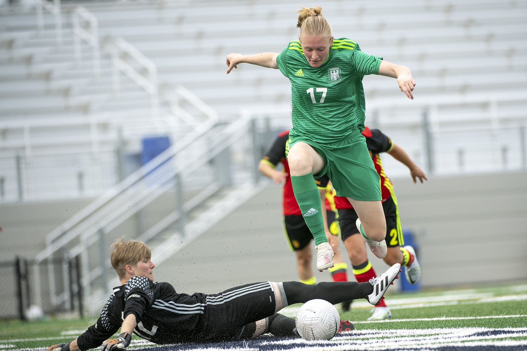 Cameroon Edges U.S. in 2-1 Win in CISM's World Military Women's Football  Championship > Armed Forces Sports > Article View