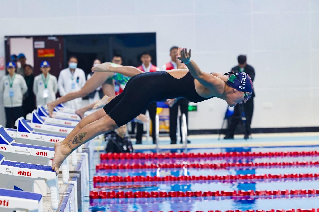 Lifesaving swimming 5